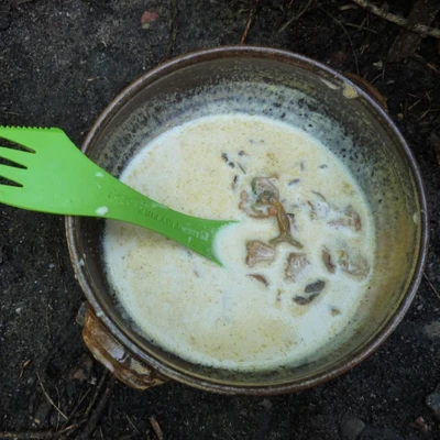 Svampesuppe med gaffel