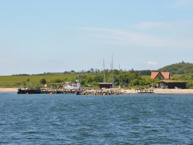 Billede af Havnen på Livø