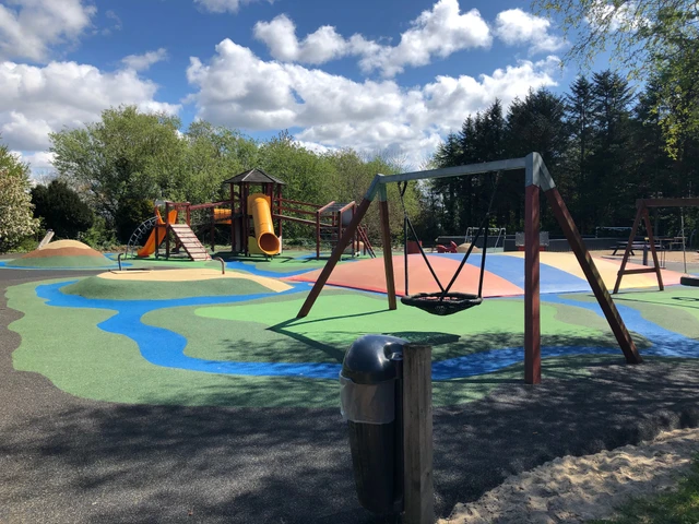 Billede af legepladesen på Myrhøj camping