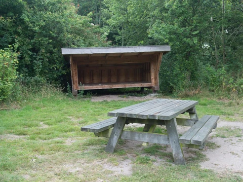 Shelter ved naturbasen på Louns