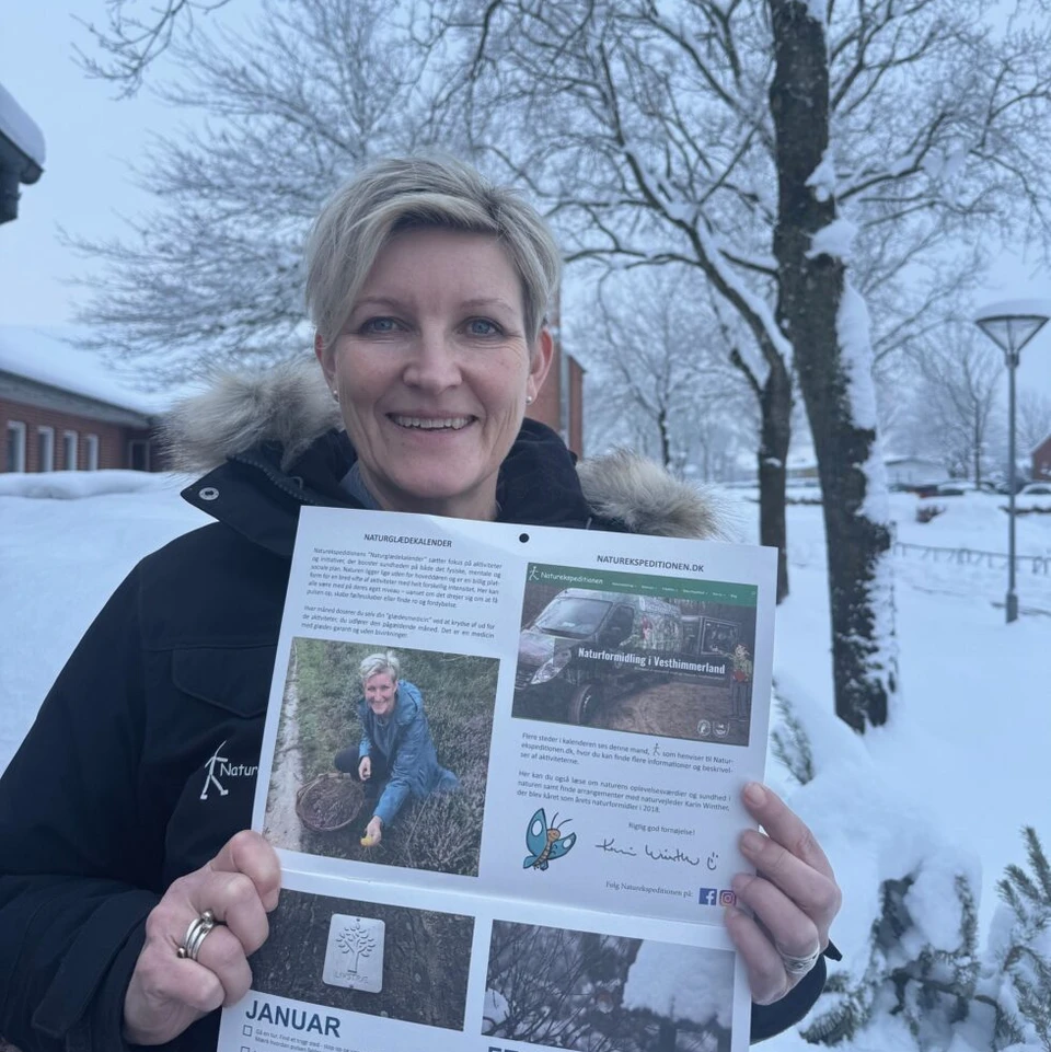 Karin Winther med Naturekspeditionens Naturglædekalender